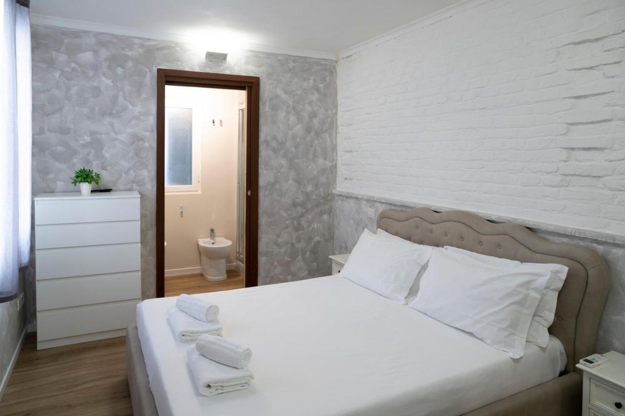 Home Holiday Rome - 2° Floor Luaran gambar